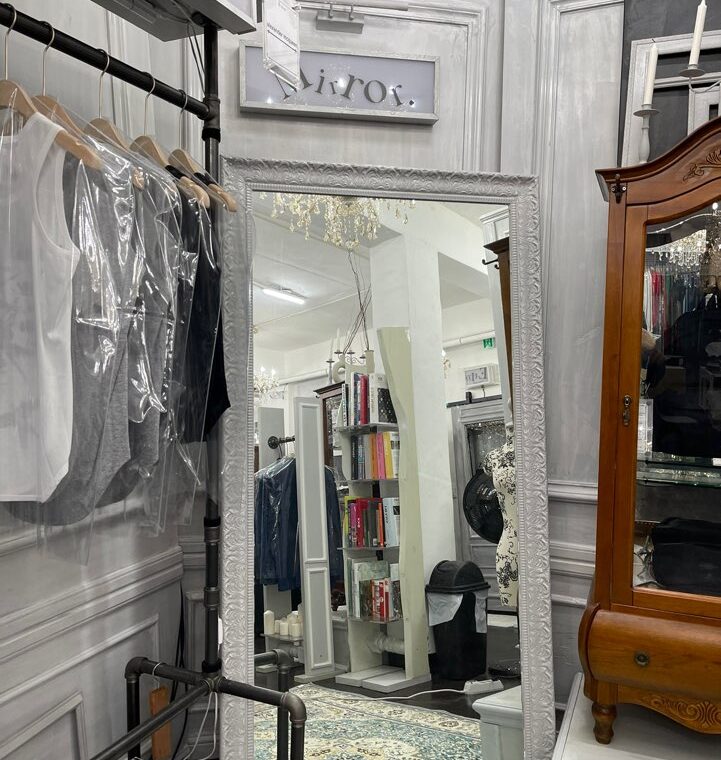 ZEPERITO WONDERLAND Mirror