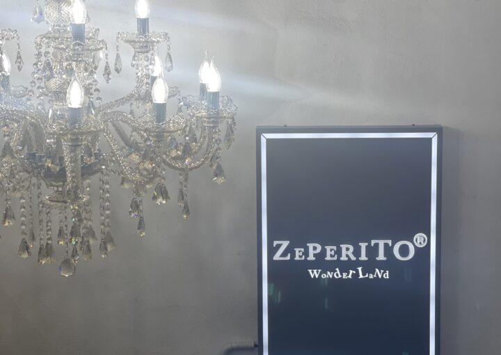 ZEPERITO WonderlandSign