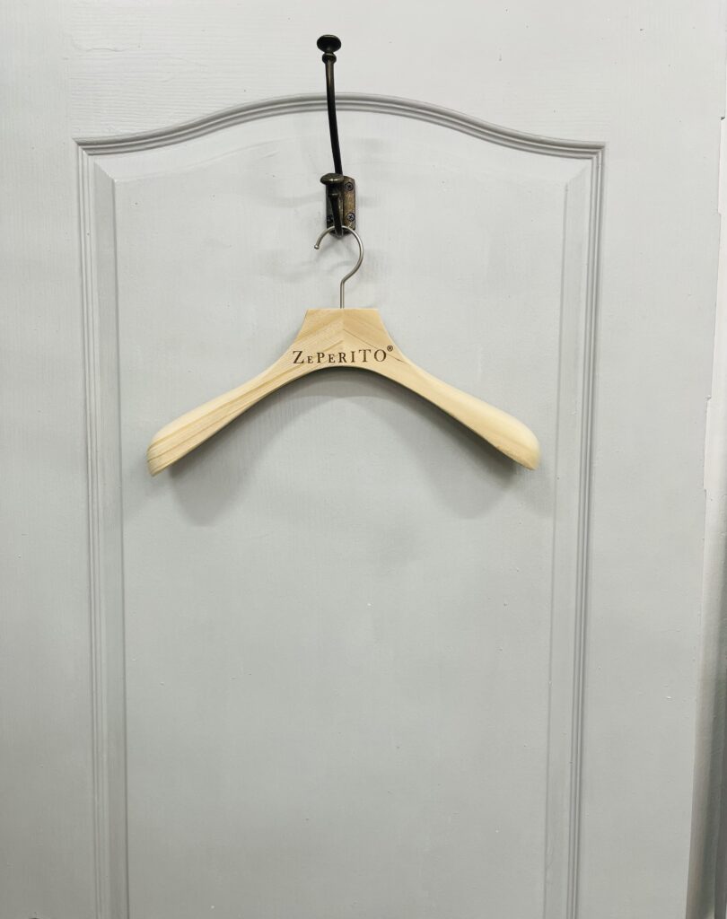 Zeperito Wonerland Hanger