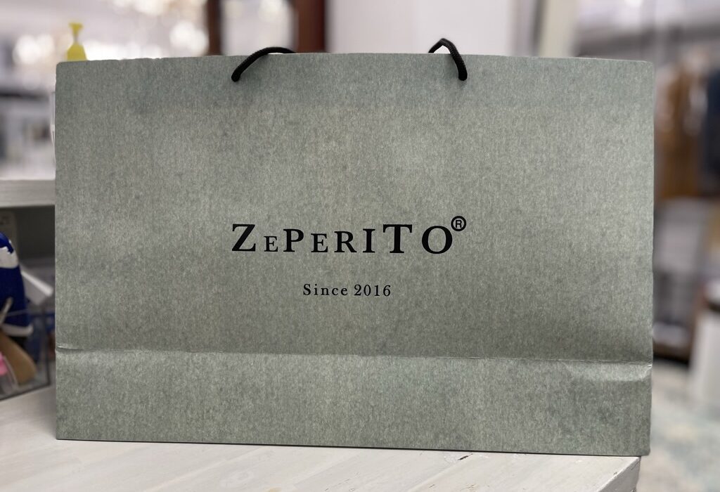 zeperito Wonderland package (Shopping bag)