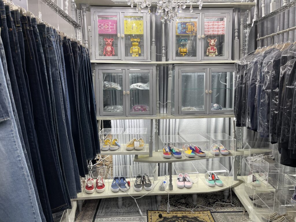 Zeperito wonderland Grey Chamber Furniture