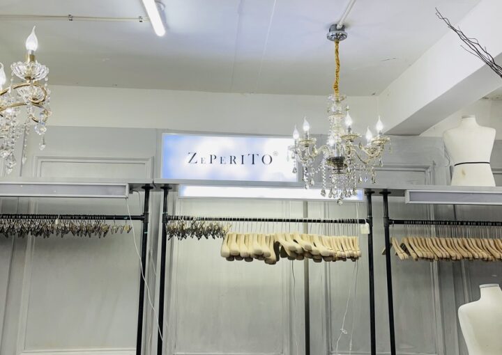 Zeperito Wonderland Clothes Rack