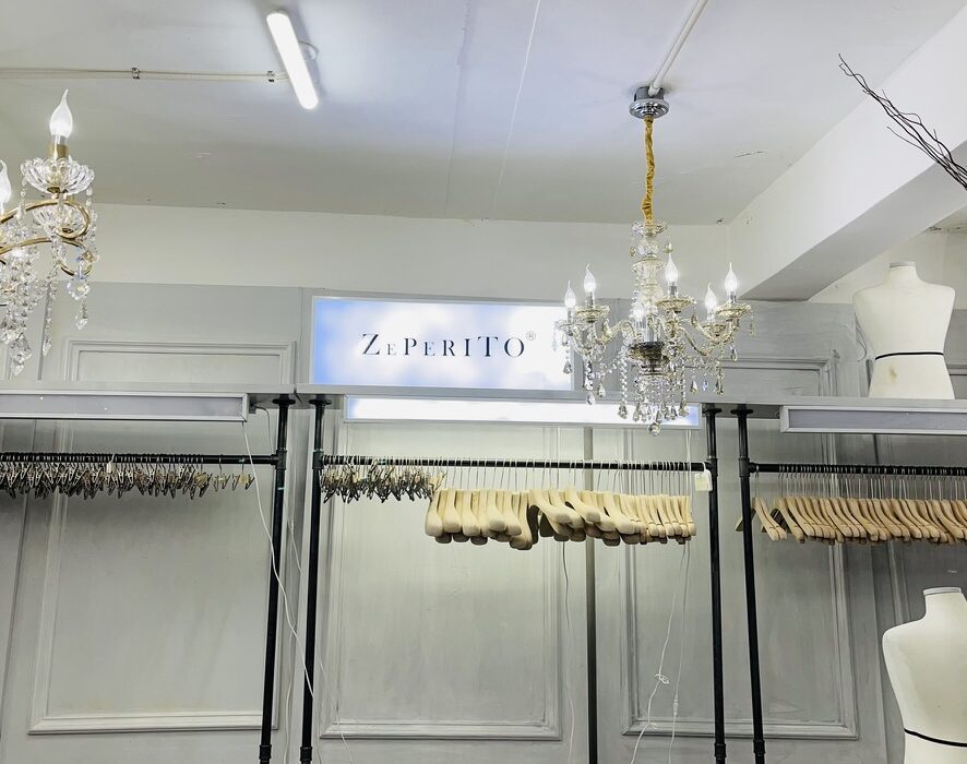 Zeperito Wonderland Clothes Rack