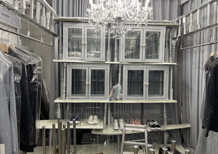 Zeperito wonderland Grey Chamber