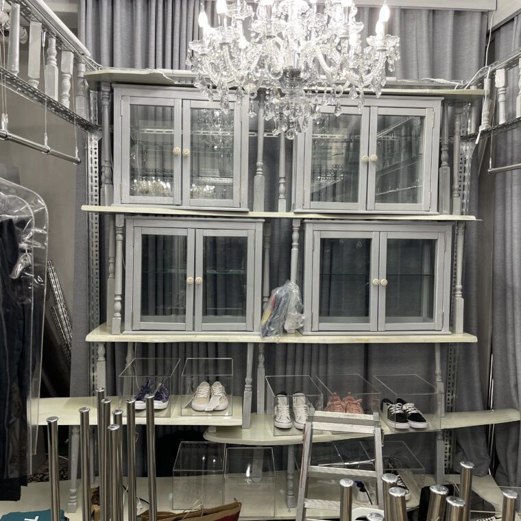 Zeperito wonderland Grey Chamber