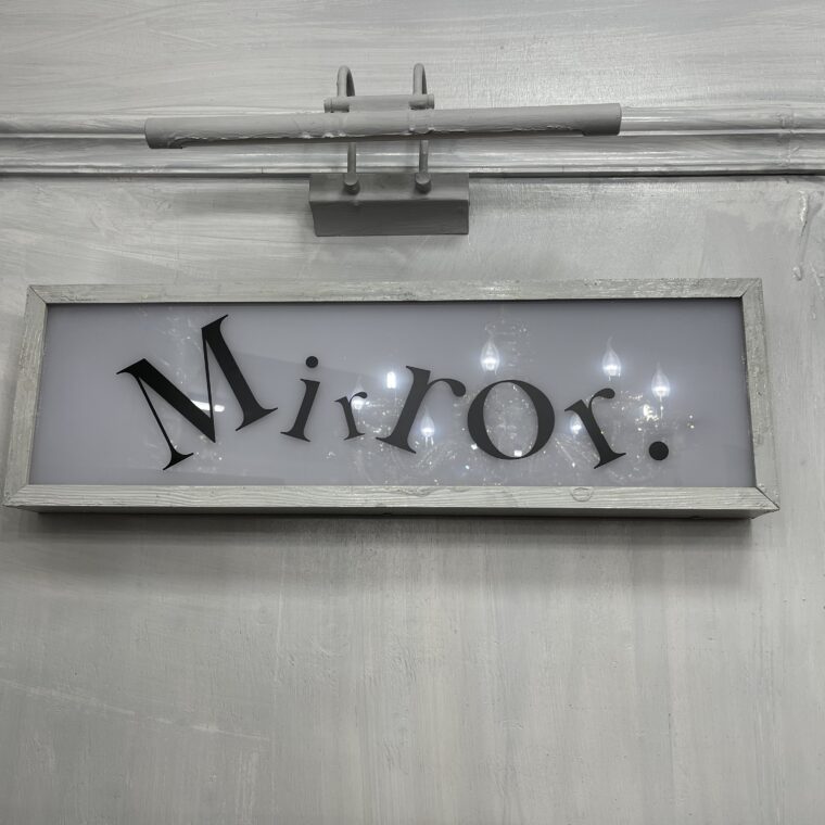 Zeperito Wonderland Sign Miror