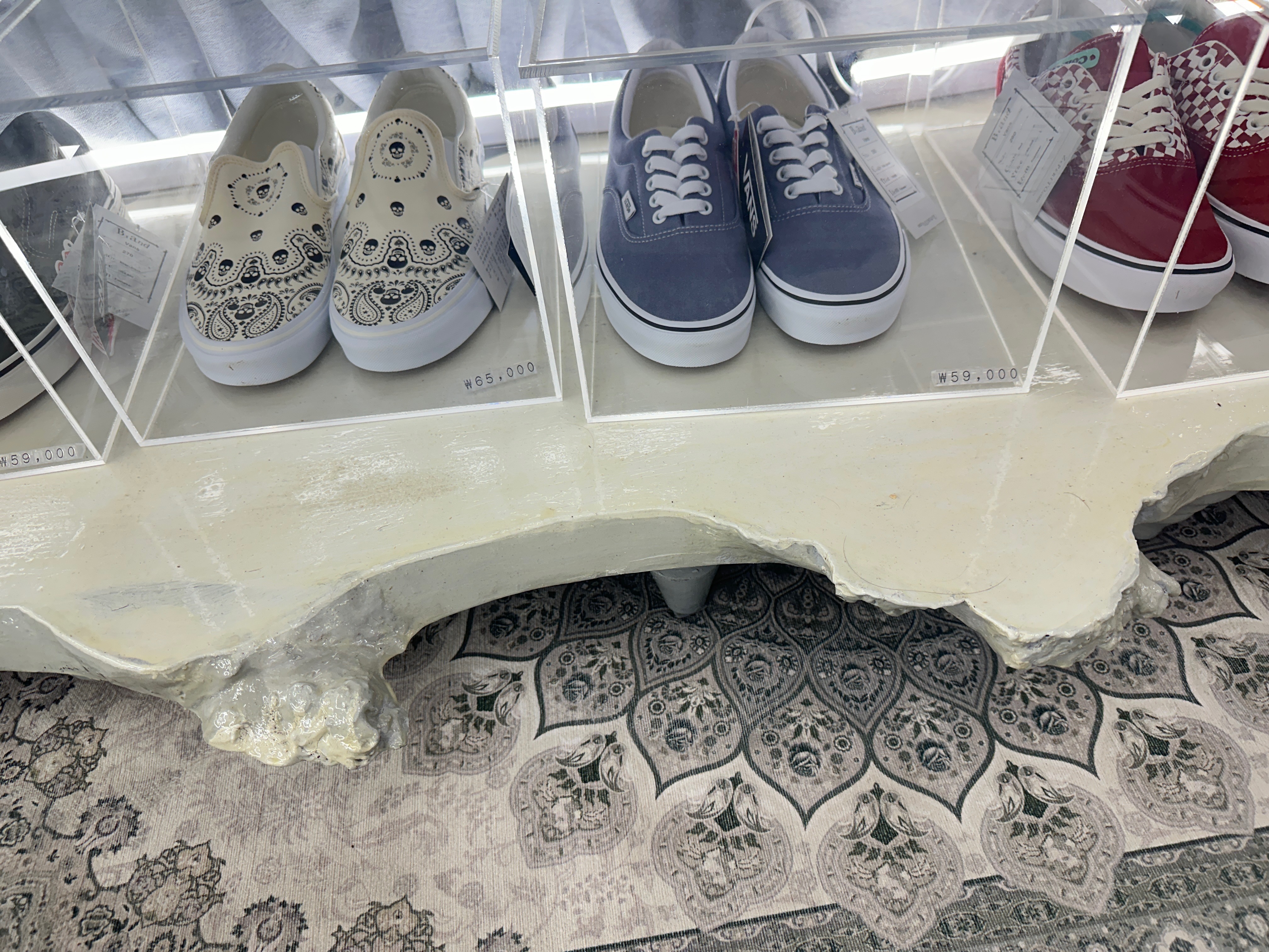 Zeperito Wonderland 2025 03 05